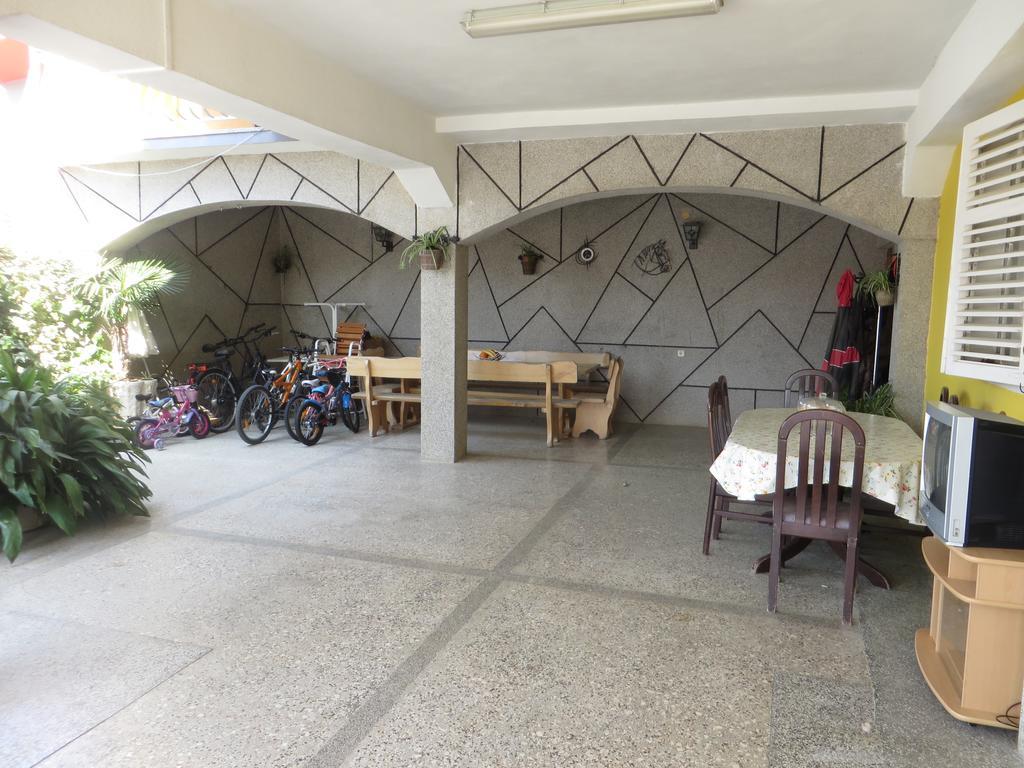 פאקוסטאן Apartments Tonka מראה חיצוני תמונה