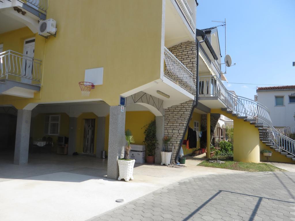פאקוסטאן Apartments Tonka מראה חיצוני תמונה