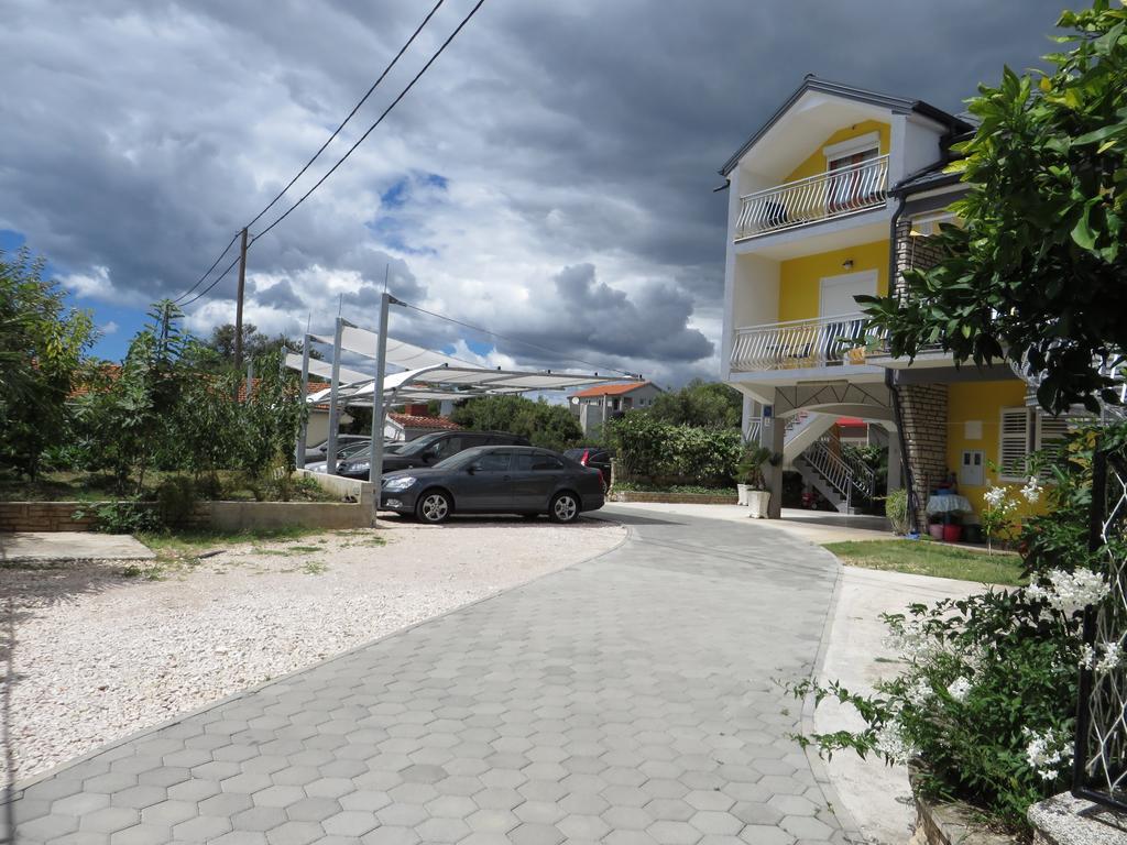 פאקוסטאן Apartments Tonka מראה חיצוני תמונה